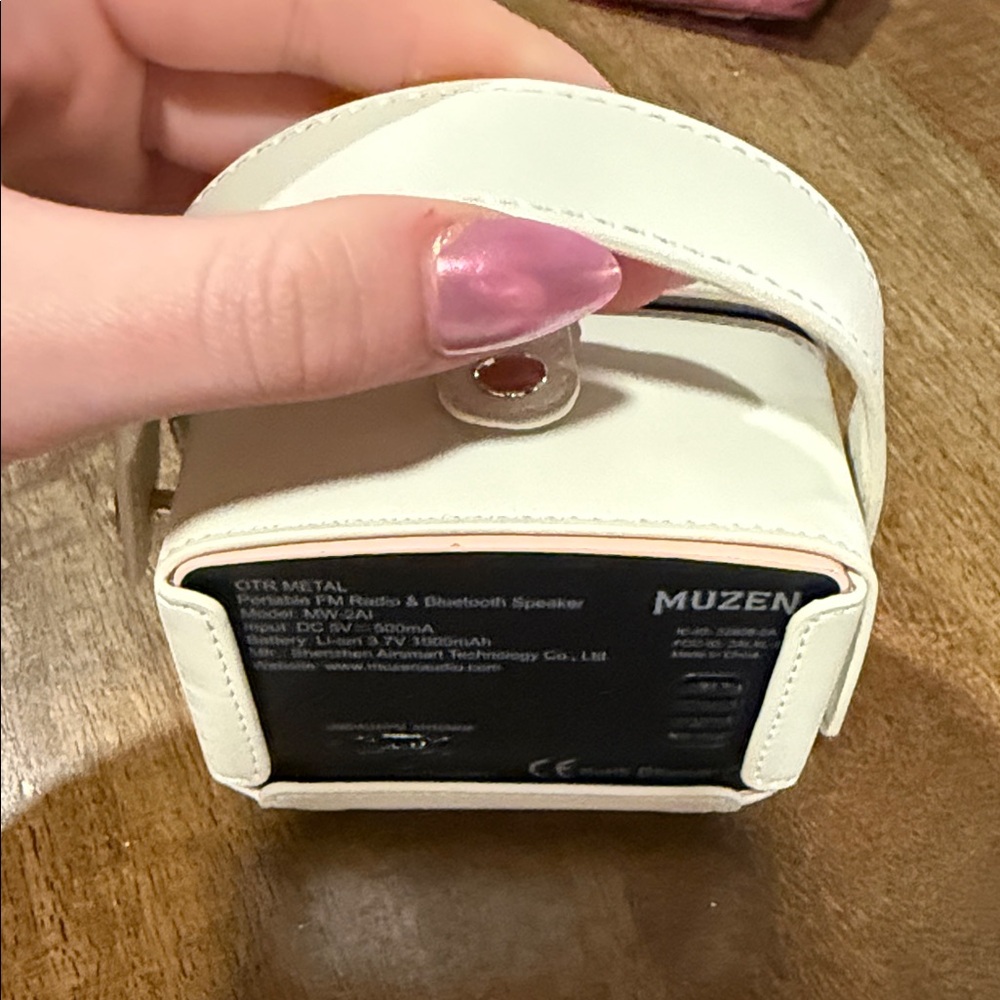 Muzen OTR Metal Bluetooth Speaker - Picture 8 of 11